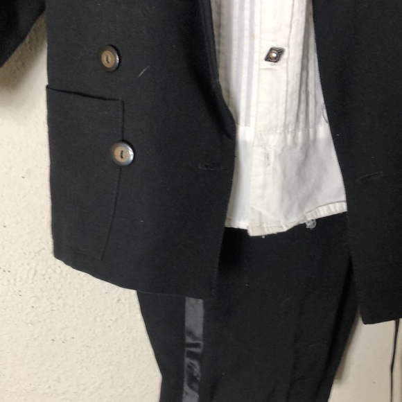 Vintage Monkey Wear Tuxedo suit with tuxedo ruffle shirt/with cool butto… - Picture 3 of 11